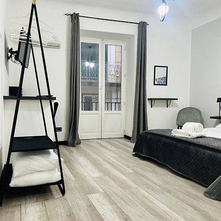 Bibi Rooms And Suite Palermo Exterior photo