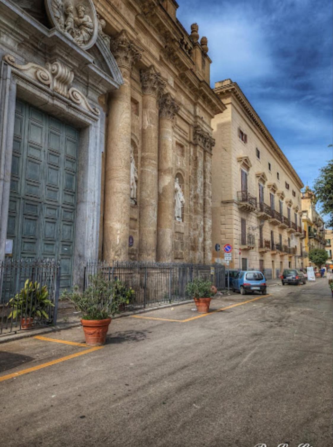Bibi Rooms And Suite Palermo Exterior photo