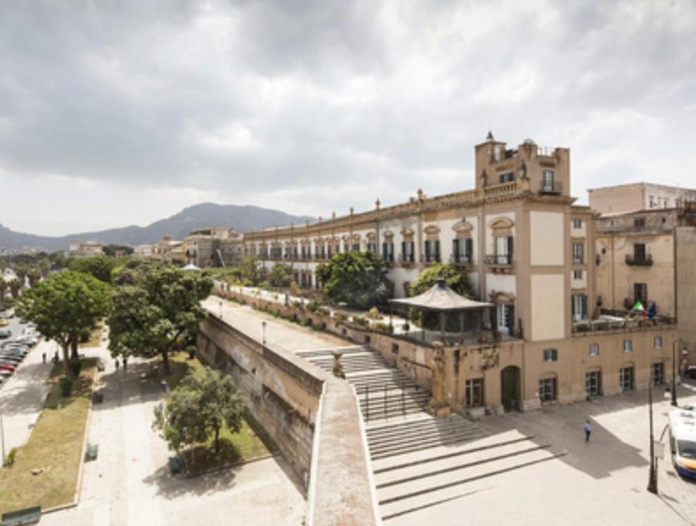 Bibi Rooms And Suite Palermo Exterior photo