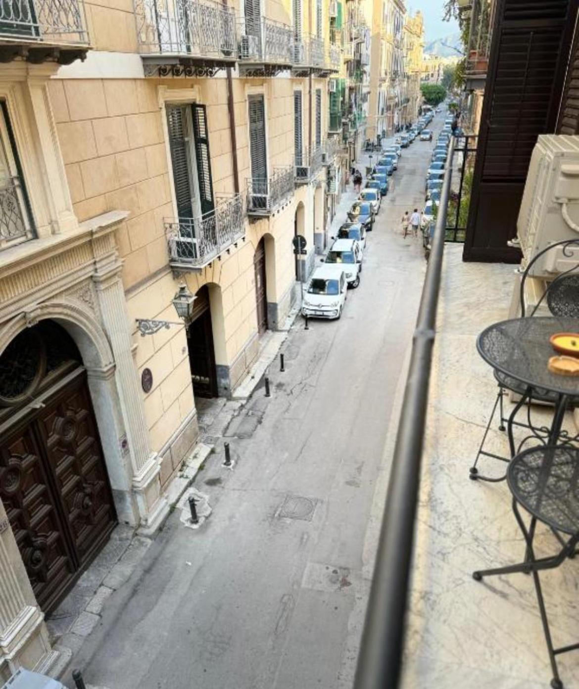Bibi Rooms And Suite Palermo Exterior photo